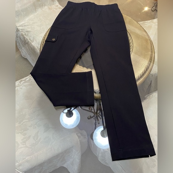 Chico’s Zenergy womens black sporty style pants stretch, size 0(4-S) - Picture 4 of 16